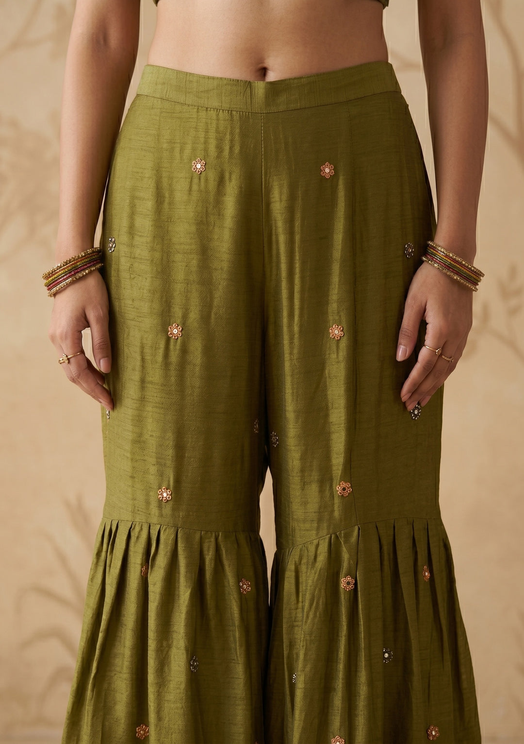 Mehendi Threadwork Crepe Readymade Salwar Suit