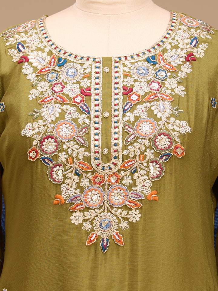Mehendi Threadwork Crepe Readymade Salwar Suit