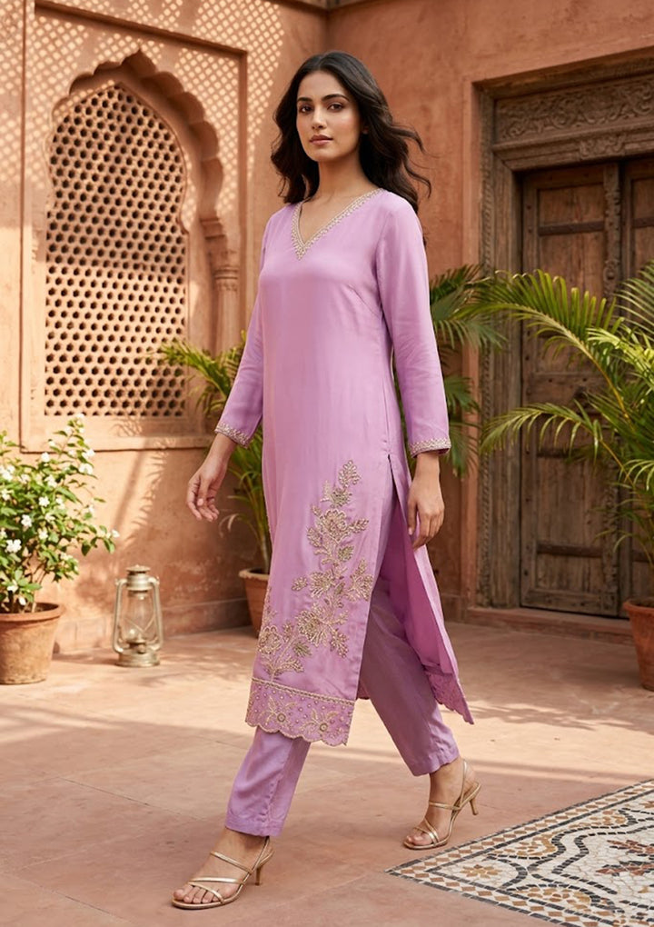Mauve Semi Crepe Threadwork Straight Kurta With Pant Regular And Dupatta