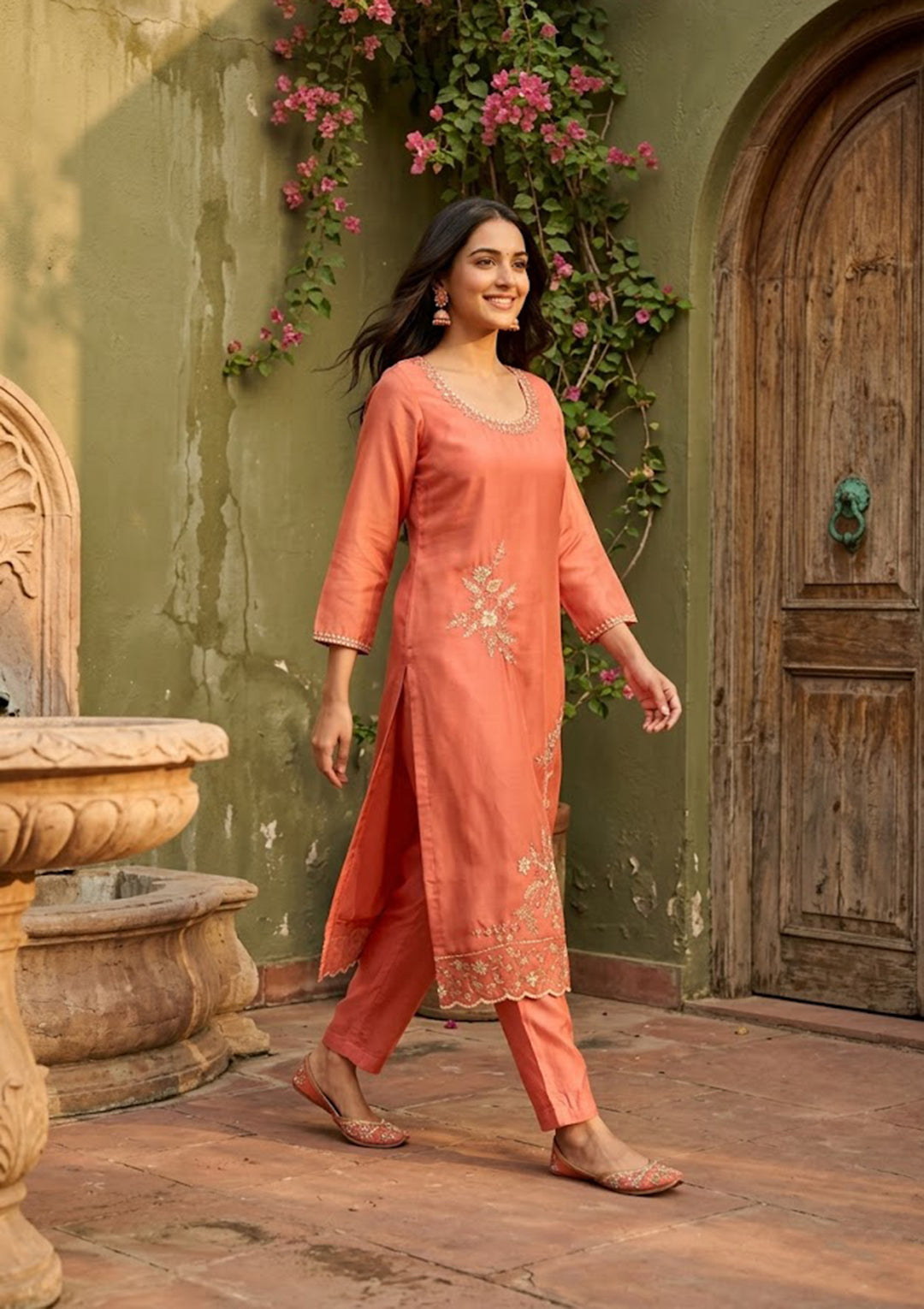 Rust Semi Crepe Threadwork Straight Kurta With Pant Regular And Dupatta