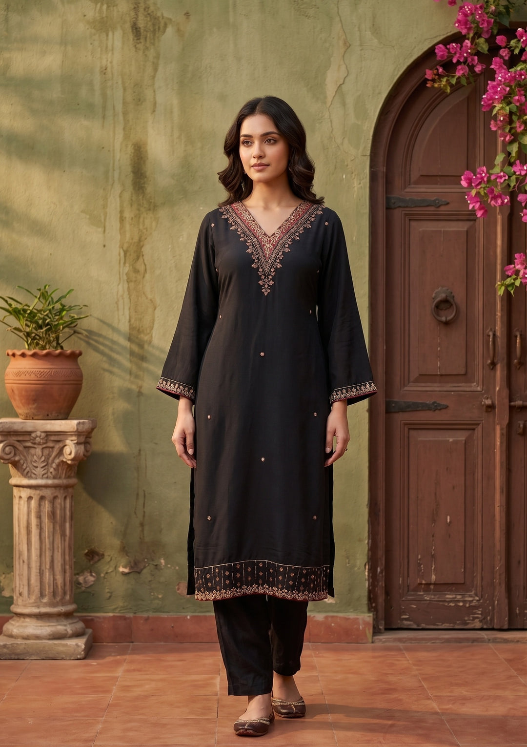 Black Semi Crepe Gold Zariwork Straight Kurta With Pant Regular And Dupatta