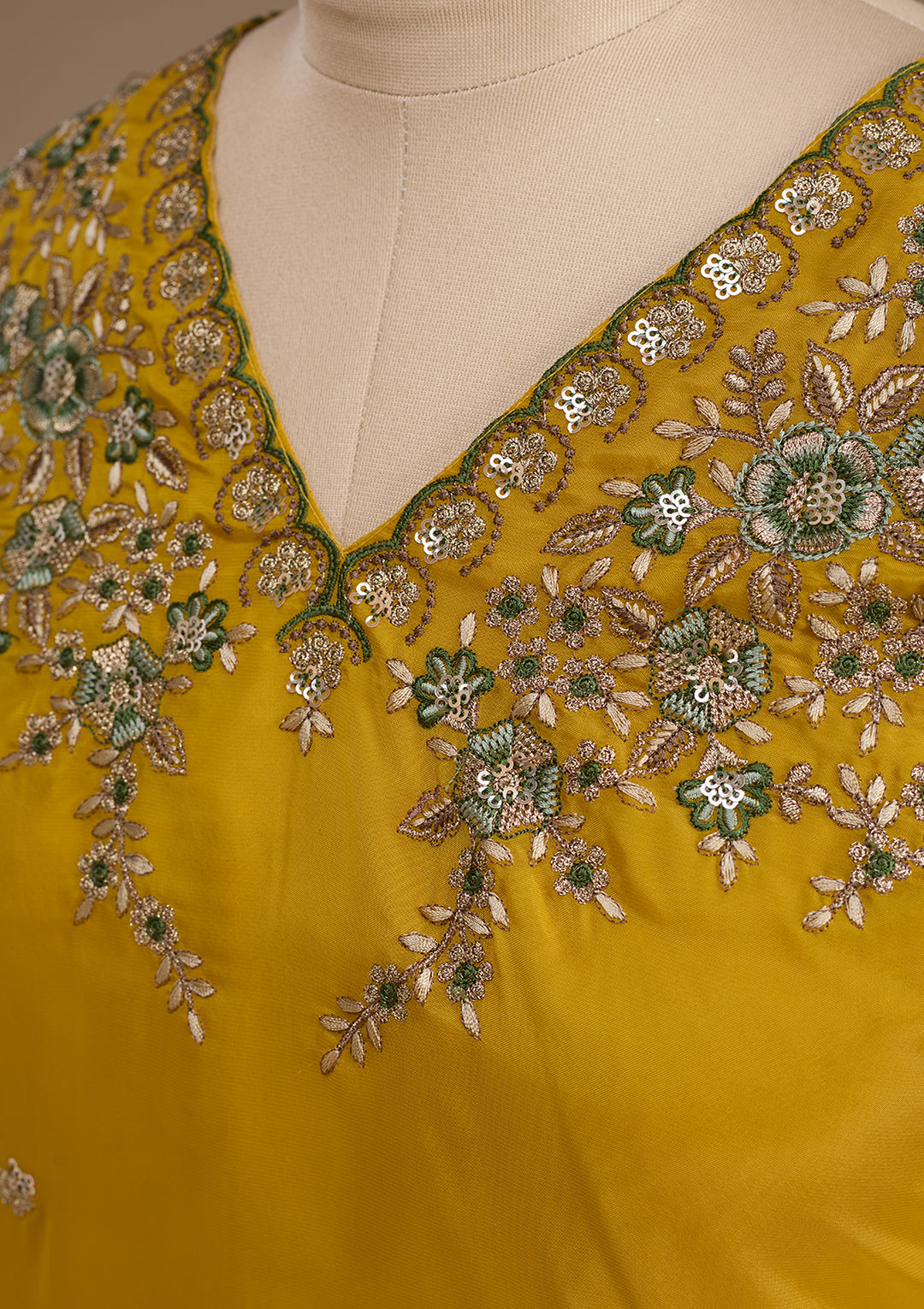 Yellow Semi Crepe Threadwork Straight Kurta With Pant Regular And Dupatta