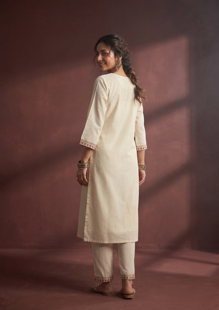 Off White Threadwork Art Silk Readymade Salwar Suit