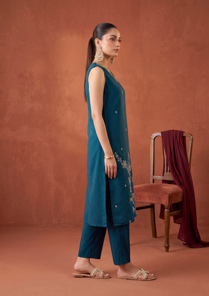 Peacock Blue Threadwork Chanderi Readymade Salwar Suit