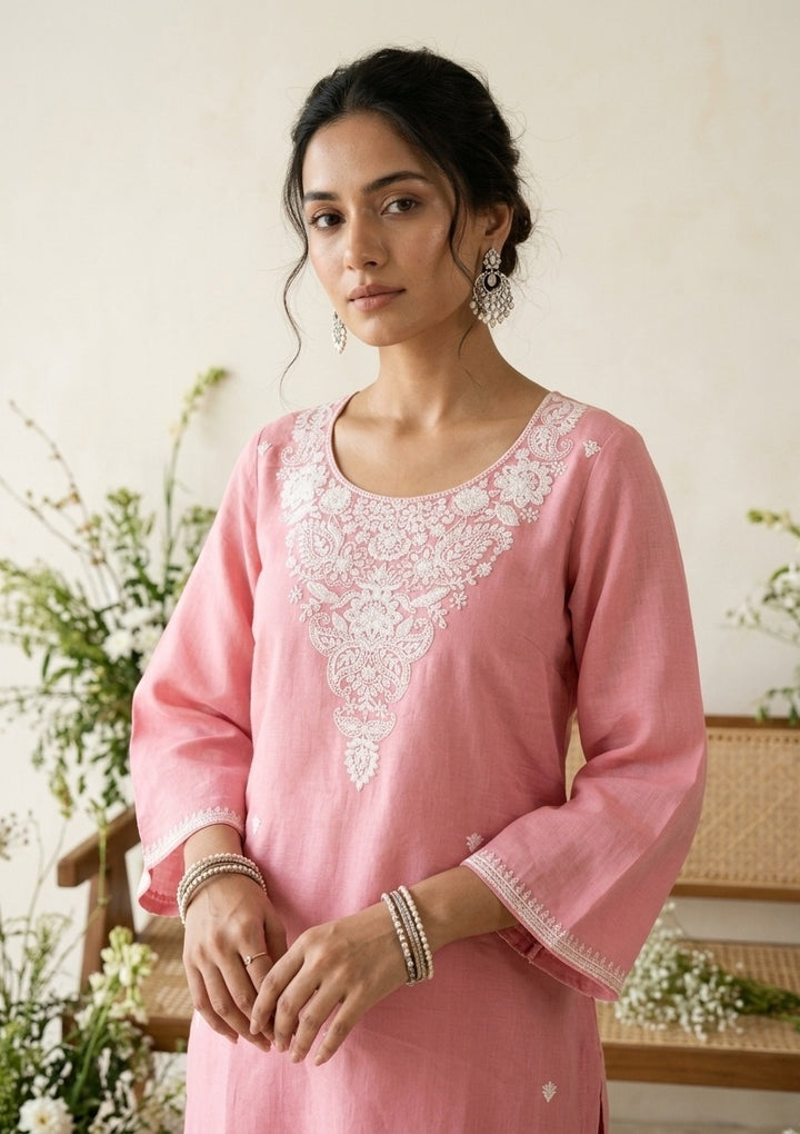 Gajari Pink Chanderi Threadwork Straight Kurta With Pant Regular And Dupatta
