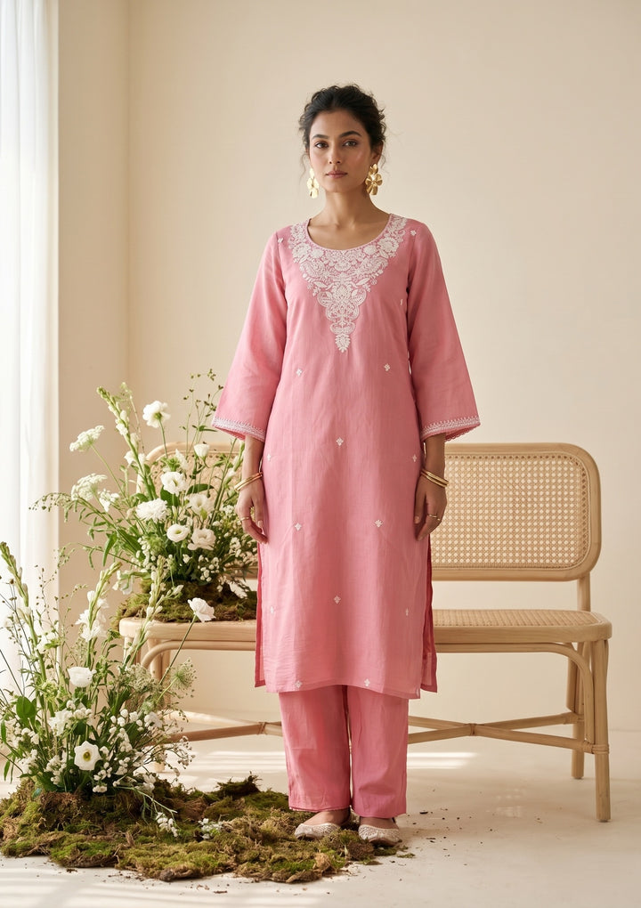 Gajari Pink Chanderi Threadwork Straight Kurta With Pant Regular And Dupatta
