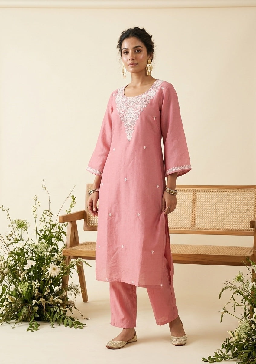 Gajari Pink Chanderi Threadwork Straight Kurta With Pant Regular And Dupatta