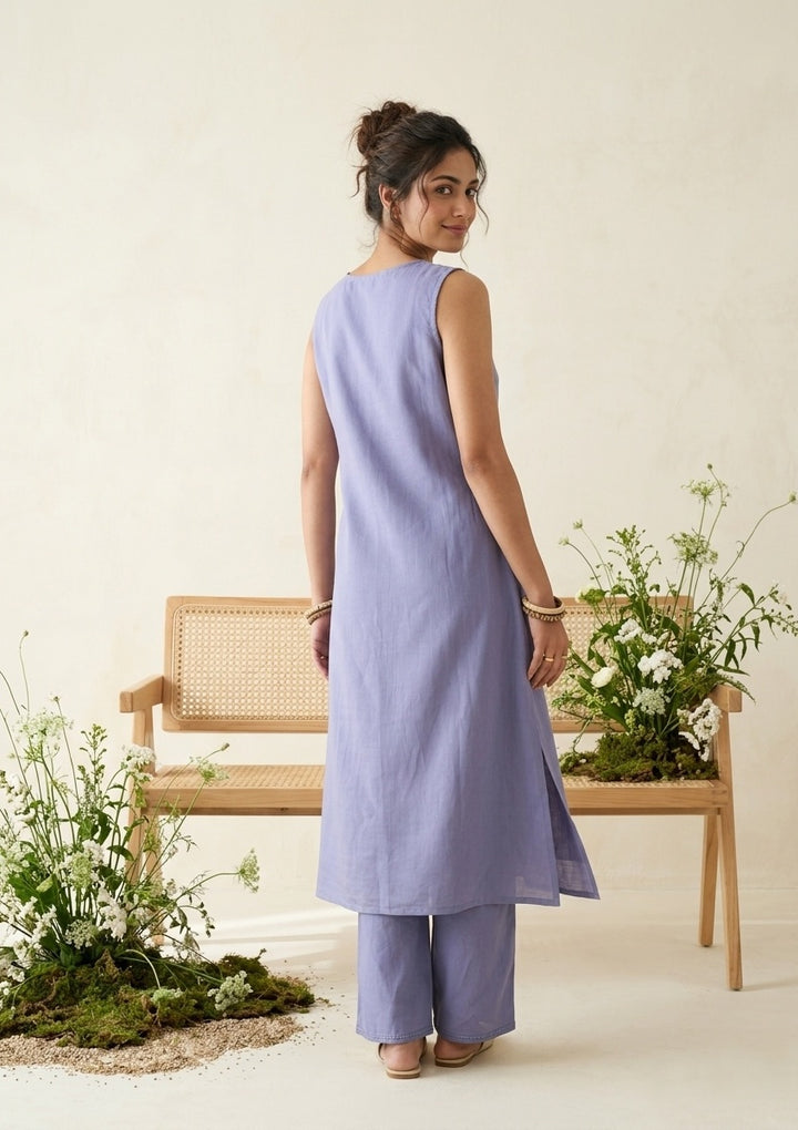 Light Lavender Soft Raw Silk Threadwork A Line Kurta With Pant Regular And Dupatta
