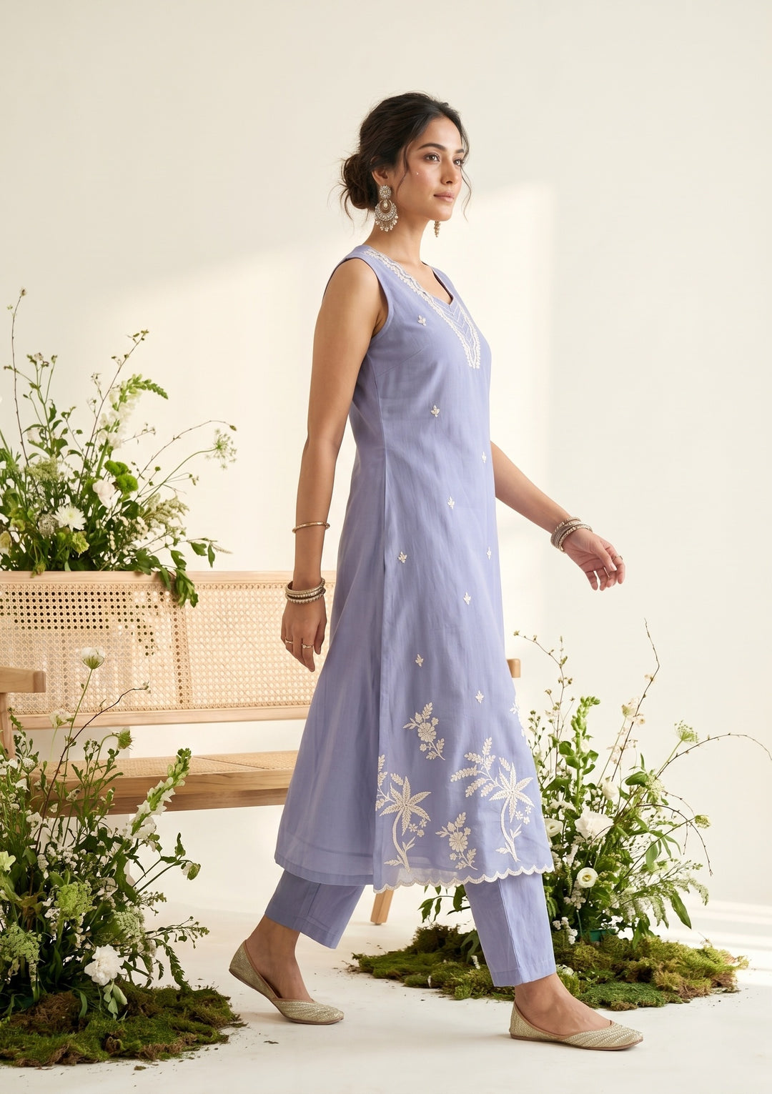 Light Lavender Soft Raw Silk Threadwork A Line Kurta With Pant Regular And Dupatta
