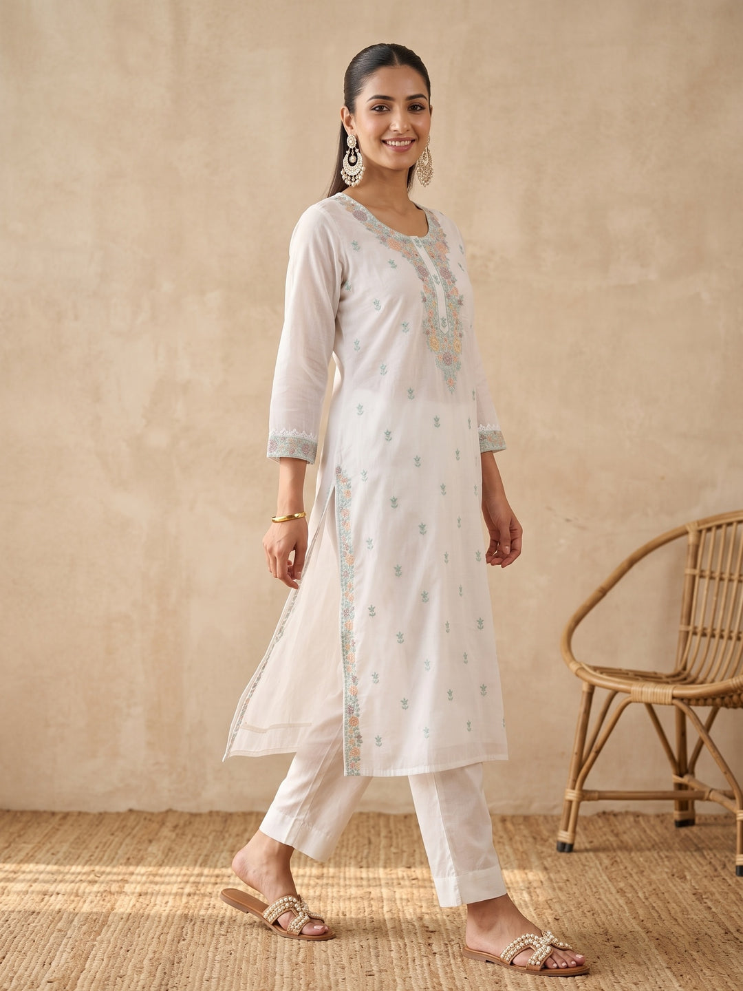 Off White Chanderi Threadwork Straight Kurta With Regular Pant And Dupatta