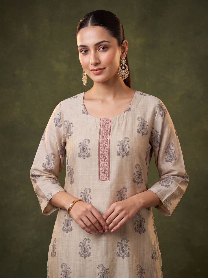Beige Chanderi Silver Stonework Straight Kurta With Pant Regular And Dupatta