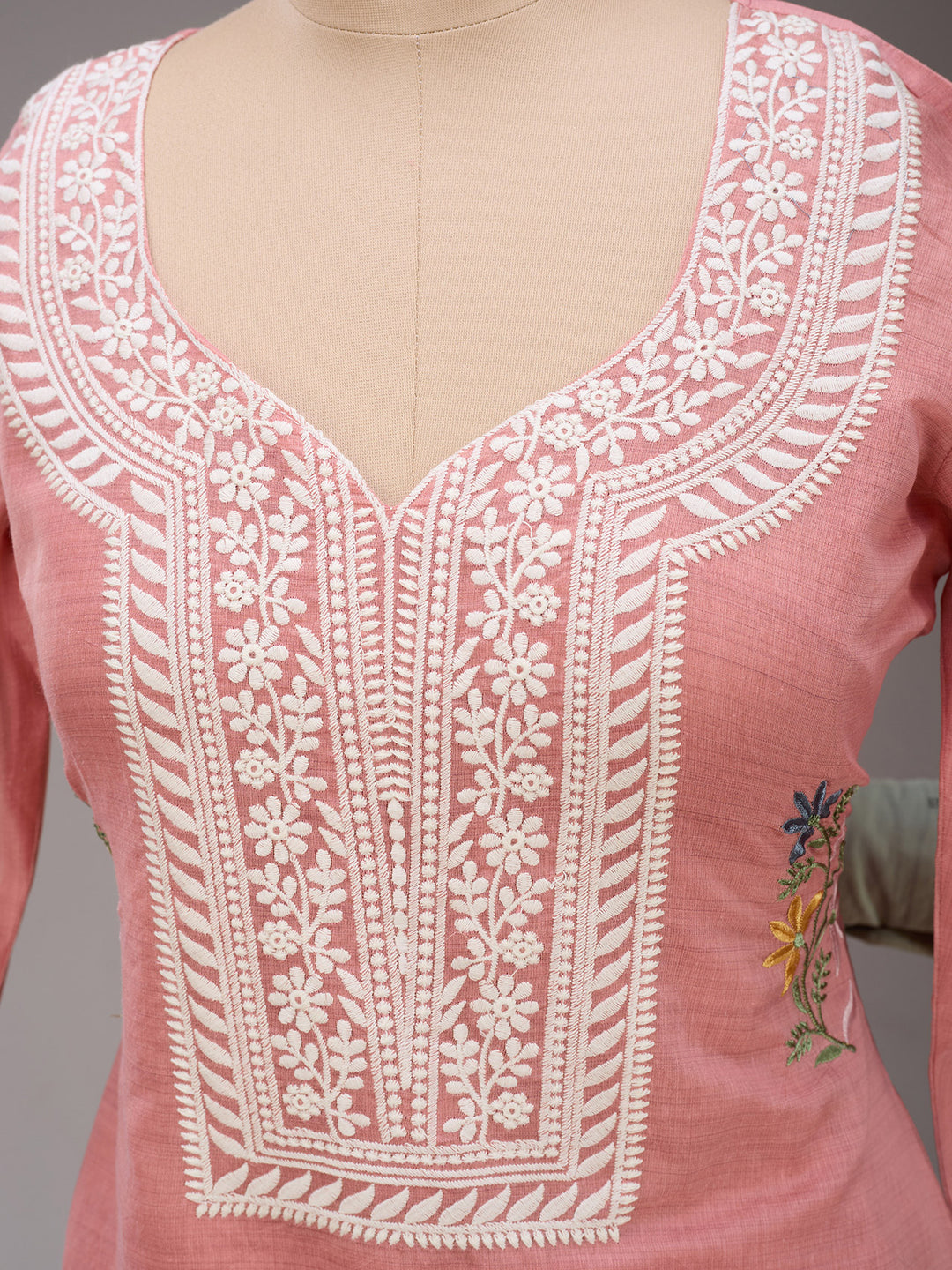 Peach Cotton Threadwork Straight Kurta With Pant Regular And Dupatta