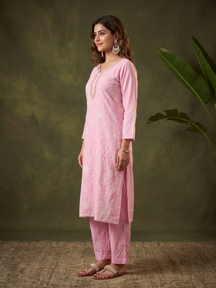 Baby Pink Chanderi Threadwork Straight Kurta With Pant Regular And Dupatta