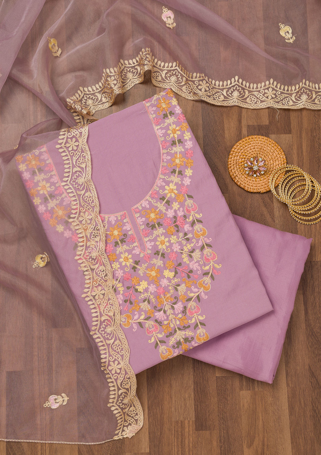 Lavender Muslin Threadwork Unstitched Dress Material With Matching Bottom And Dupatta