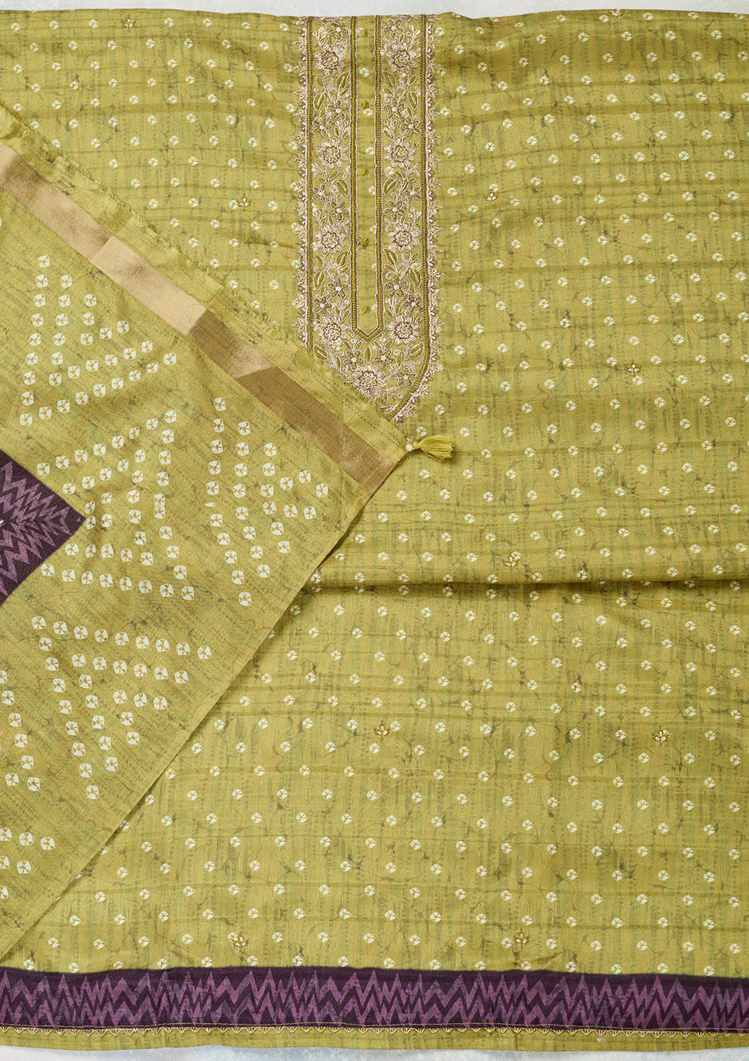 Mehendi Threadwork Organza Unstitched Salwar Suit