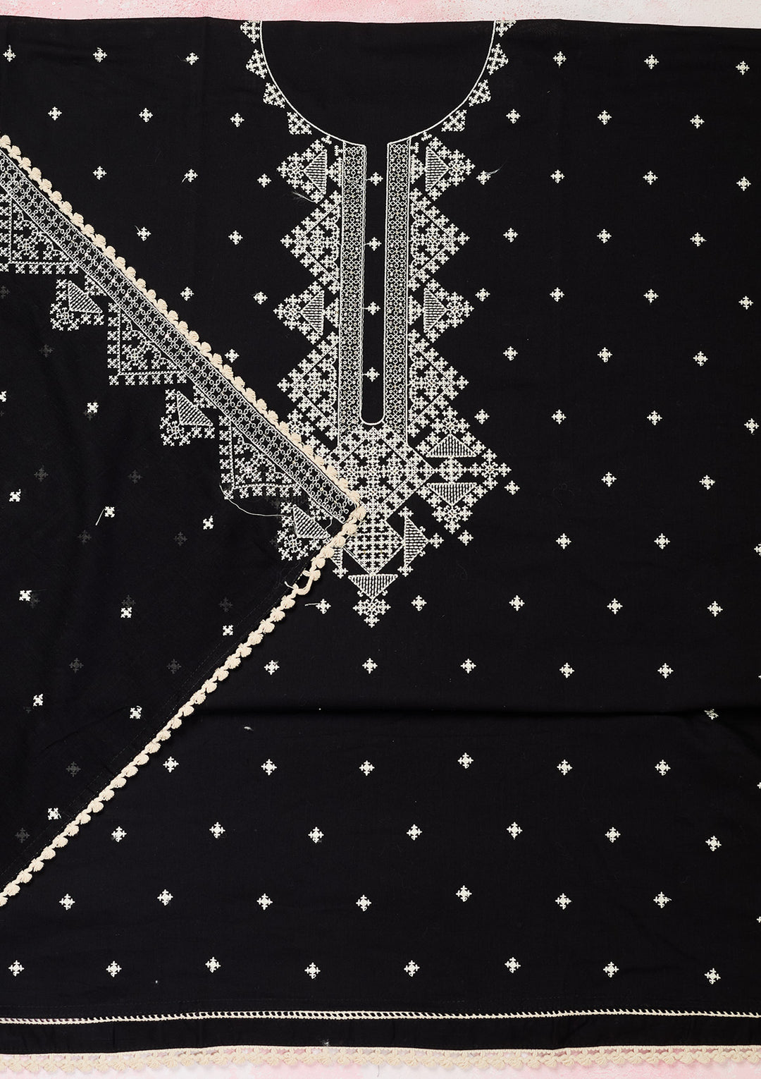 Black Georgette Threadwork Unstitched Dress Material With Matching Bottom And Dupatta