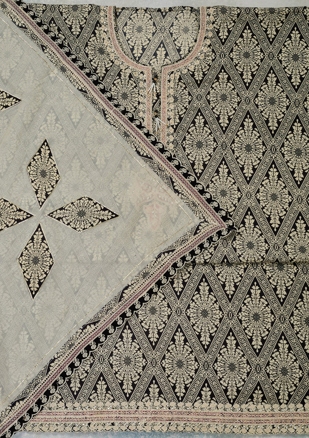 Off White Black Cotton Ombre Threadwork Unstitched Dress Material With Matching Bottom And Dupatta
