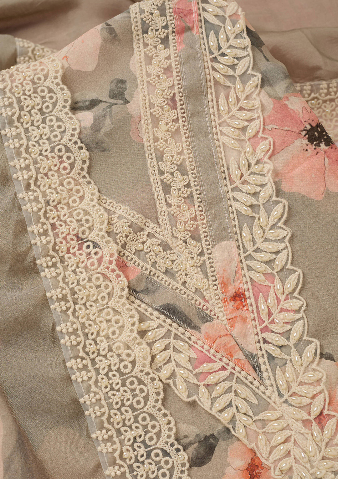 Light Grey Crepe Floral Threadwork Unstitched Dress Material With Matching Bottom And Dupatta