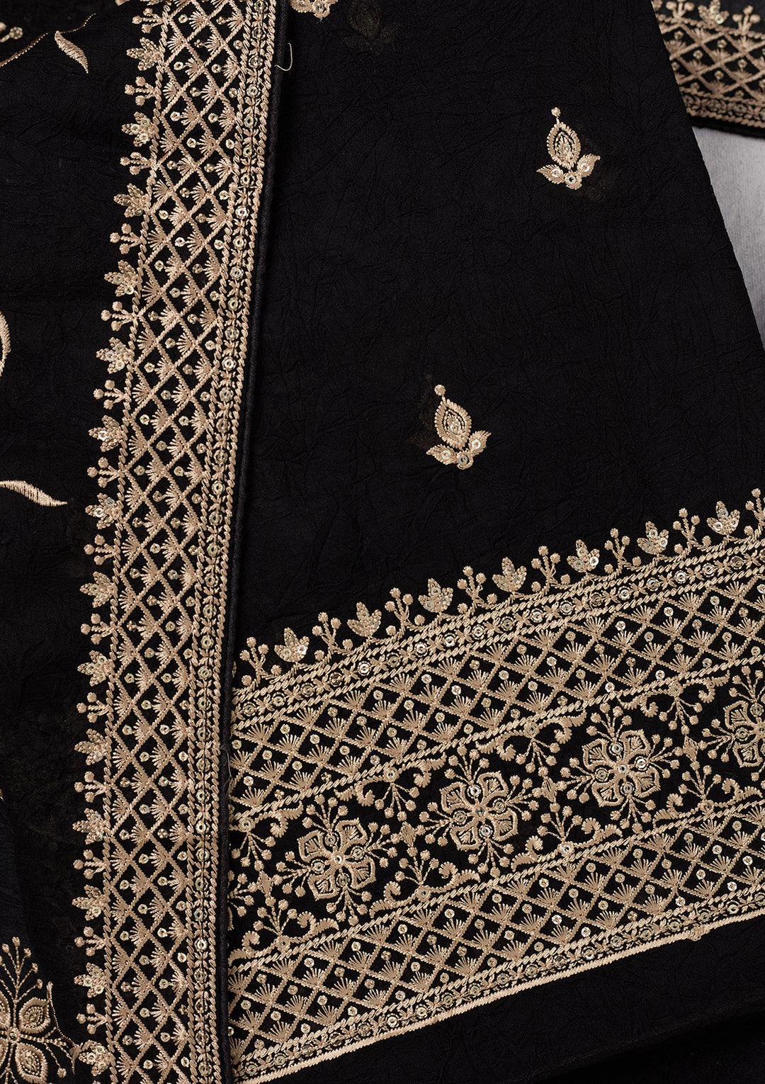 Black Georgette Threadwork Unstitched Dress Material With Matching Bottom And Dupatta