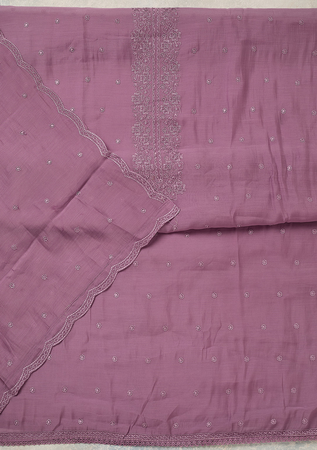Lavender Semi Crepe Threadwork Unstitched Dress Material With Matching Bottom And Dupatta