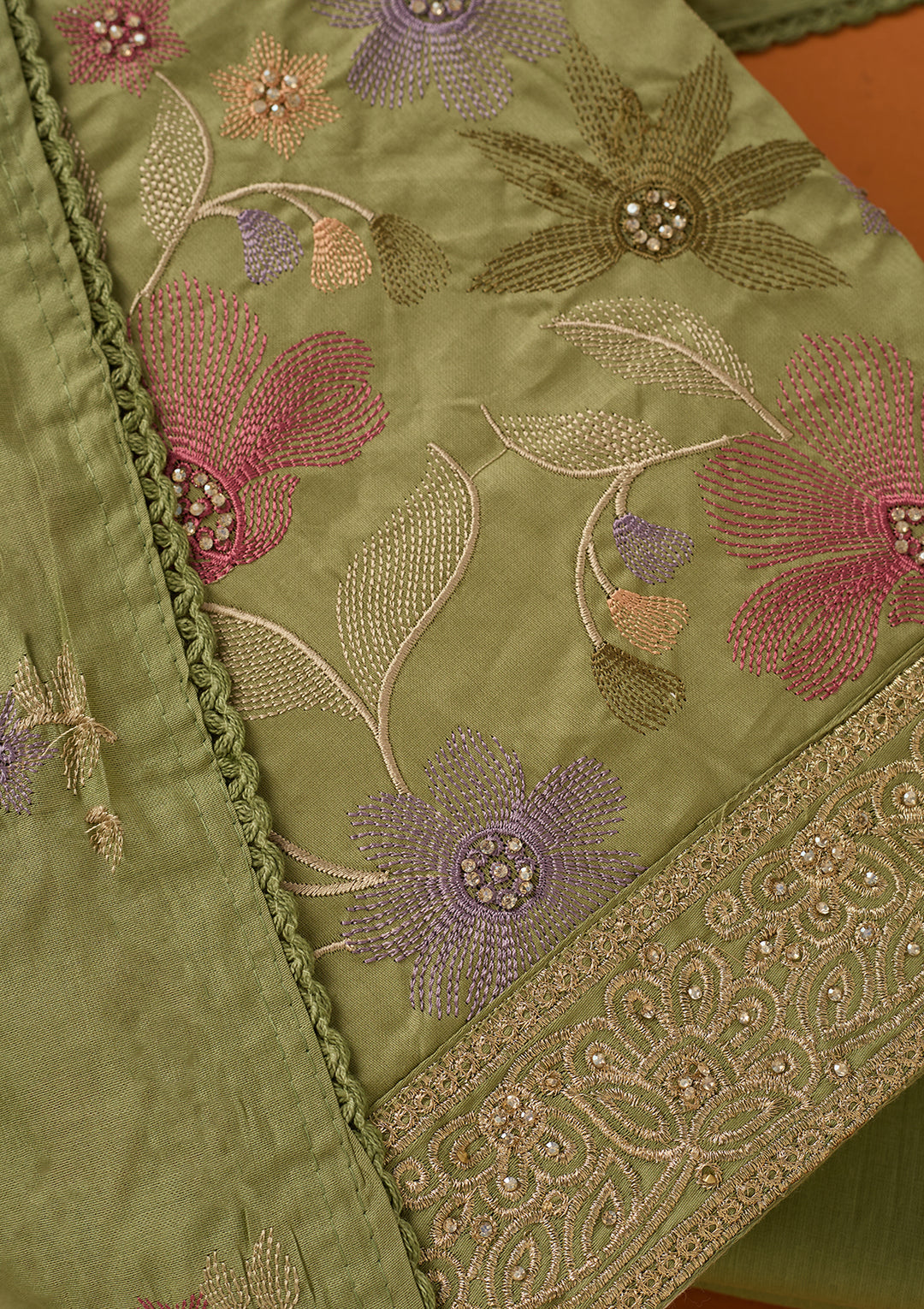 Leaf Green Threadwork Cotton Unstitched Salwar Suit