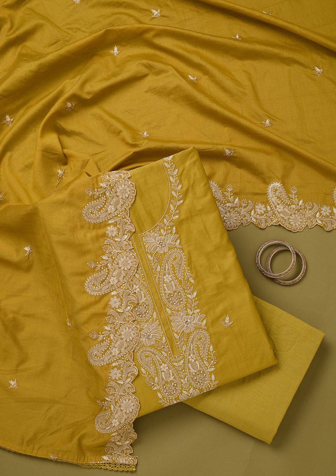 Mehendi Green Threadwork Cotton Unstitched Salwar Suit
