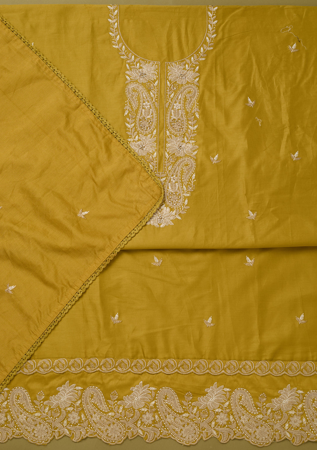 Mehendi Green Threadwork Cotton Unstitched Salwar Suit