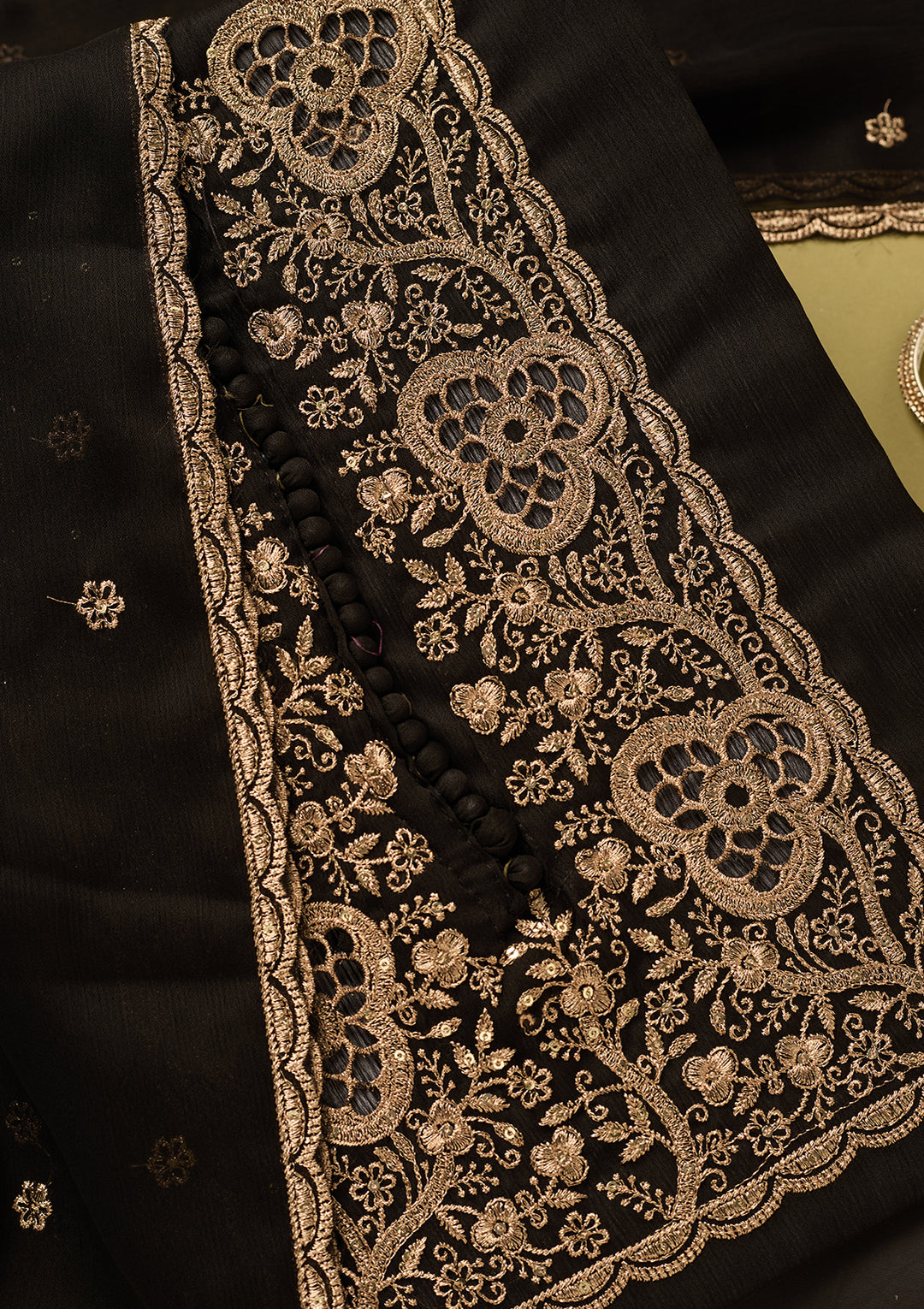 Black Crepe Gold Zariwork Unstitched Dress Material With Matching Bottom And Dupatta