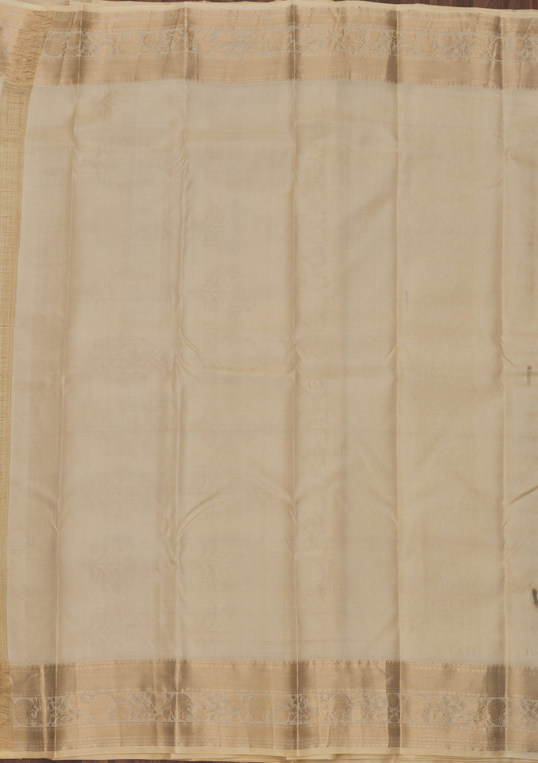 Beige Silk Jaal Gold Zariwork Saree With Matching Blouse Piece