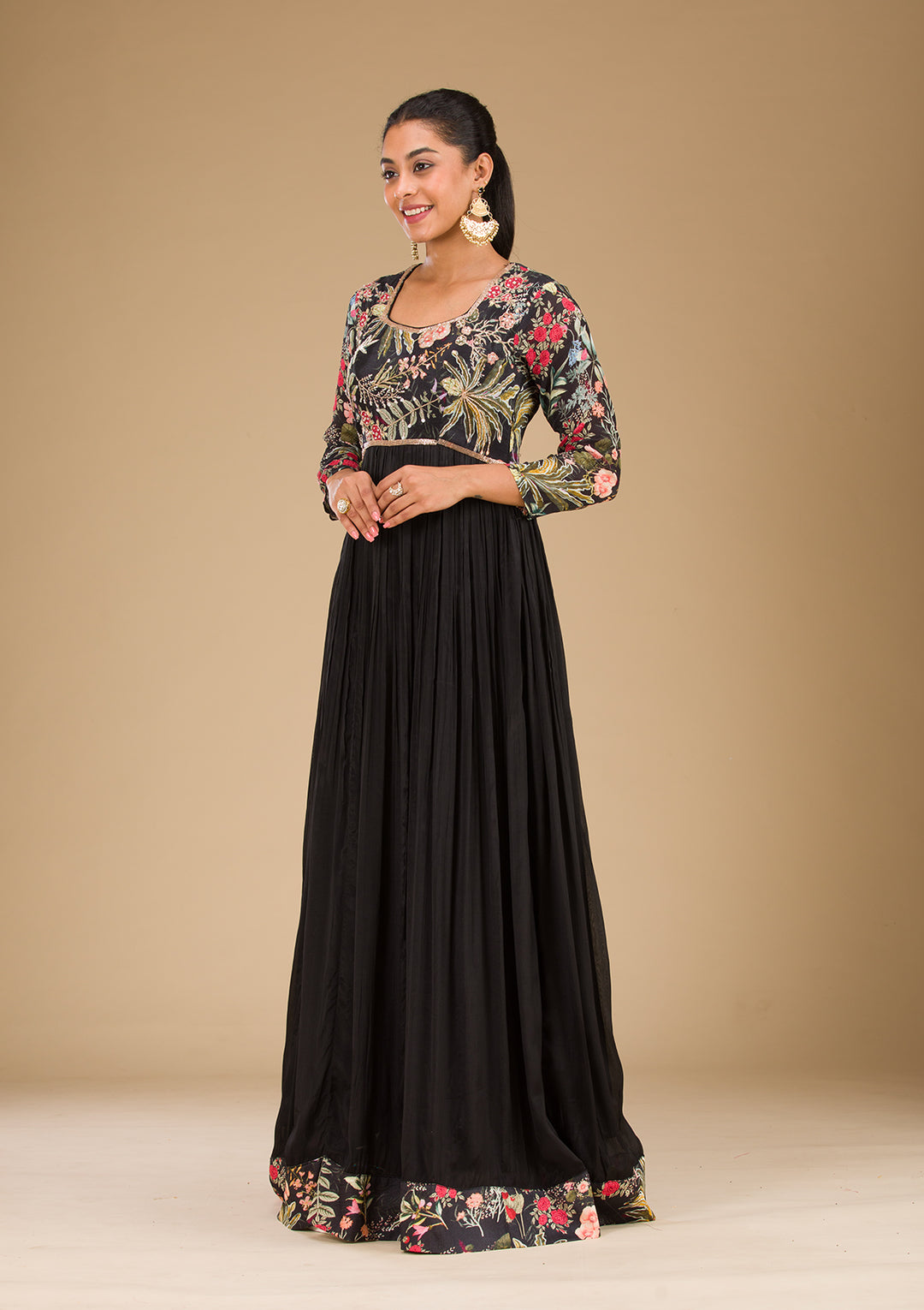 Black Crepe Floral Threadwork Anarkali Kurta With Regular Pant And Dupatta