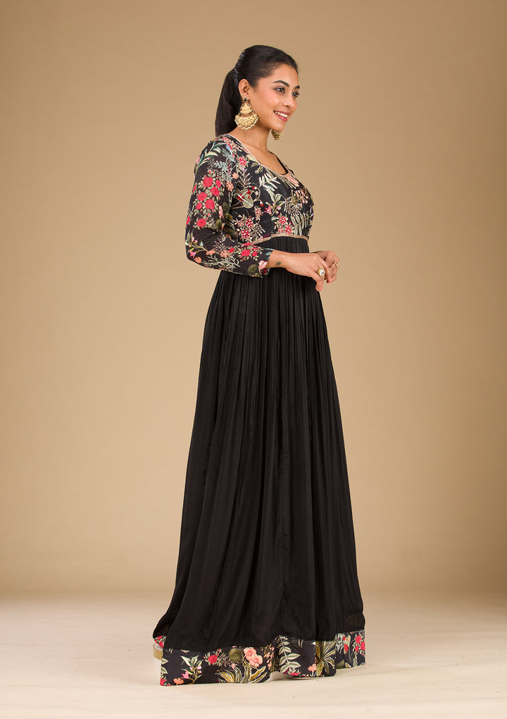 Black Crepe Floral Threadwork Anarkali Kurta With Regular Pant And Dupatta