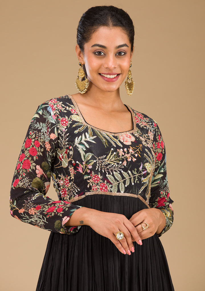 Black Crepe Floral Threadwork Anarkali Kurta With Regular Pant And Dupatta