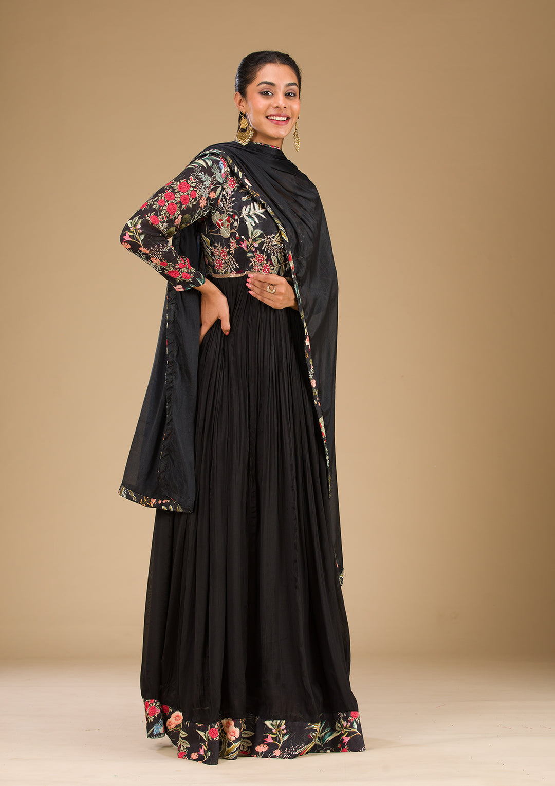Black Crepe Floral Threadwork Anarkali Kurta With Regular Pant And Dupatta