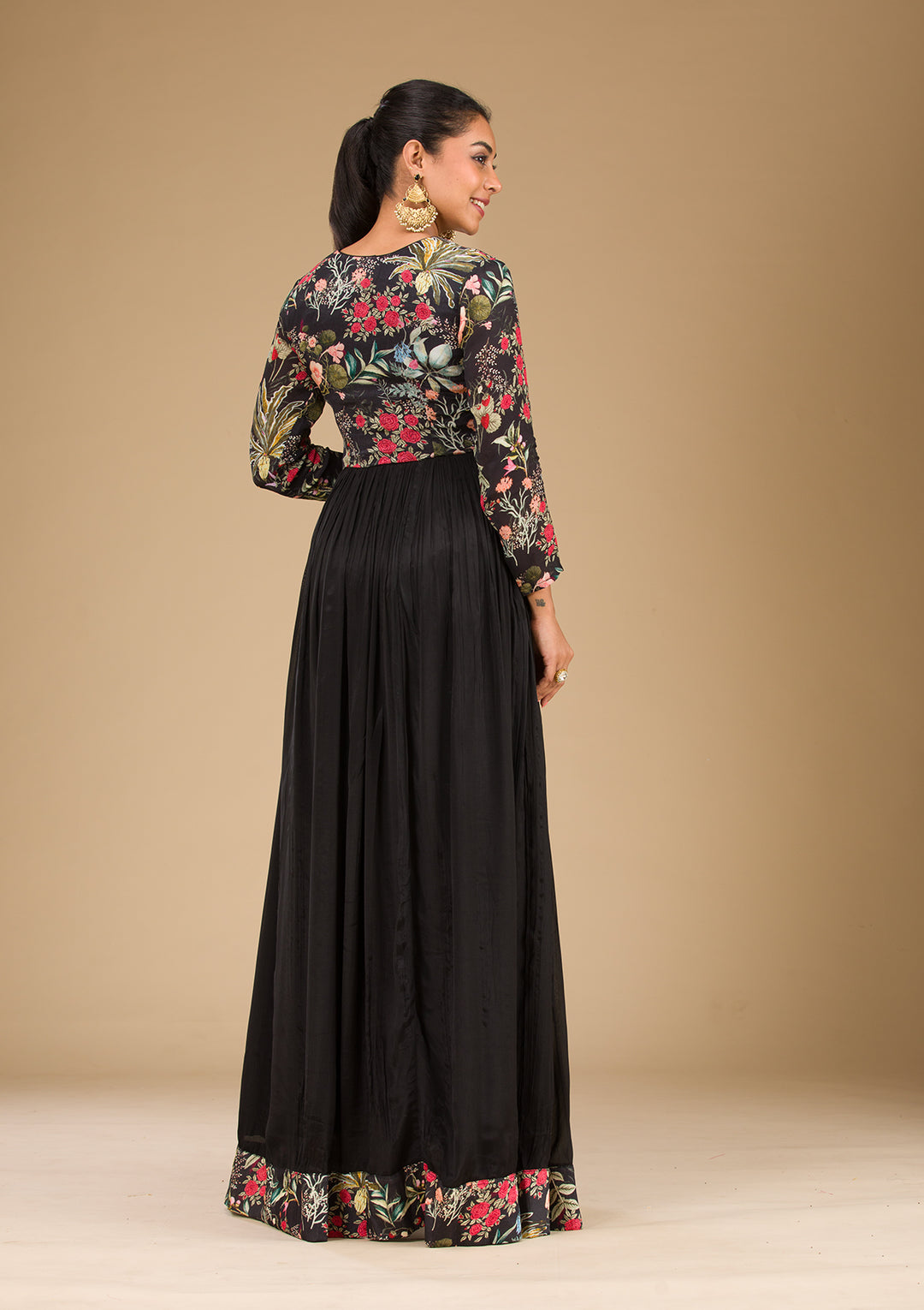 Black Crepe Floral Threadwork Anarkali Kurta With Regular Pant And Dupatta