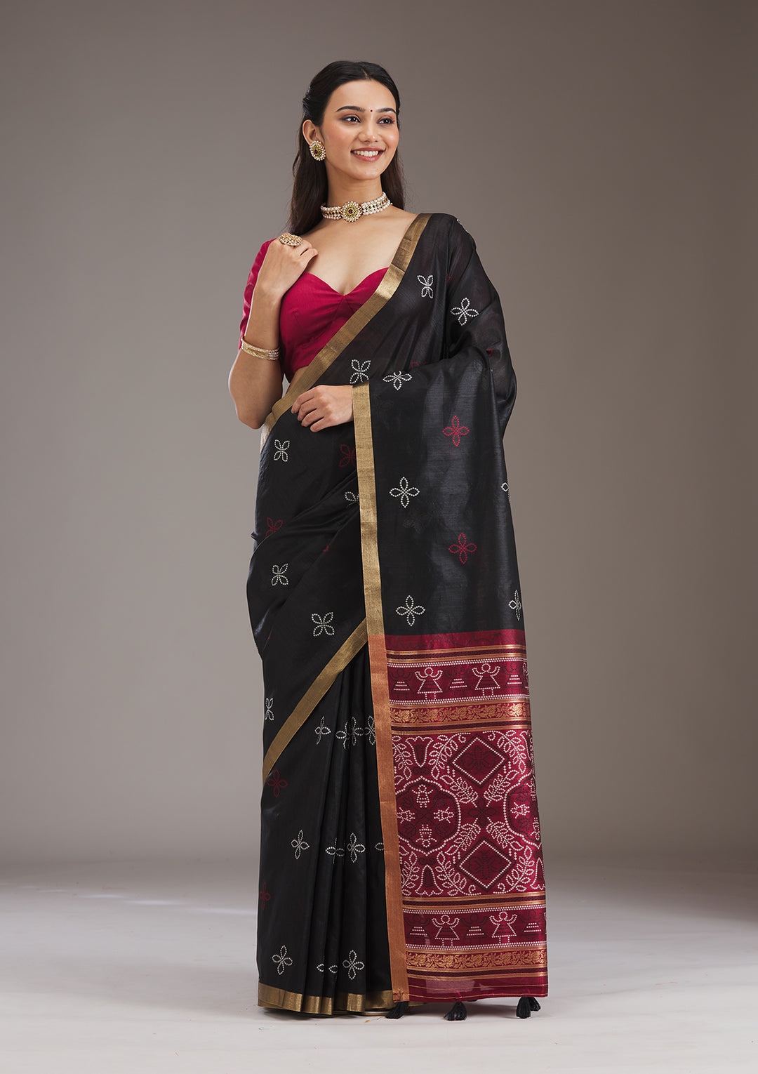 Black Silk Buti Saree With Matching Blouse Piece