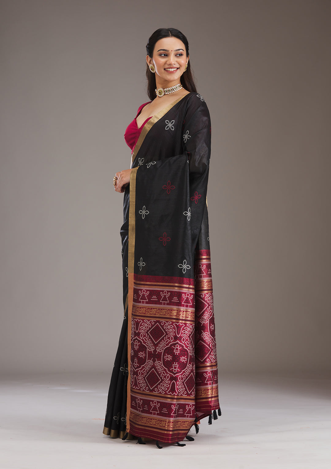 Black Silk Buti Saree With Matching Blouse Piece
