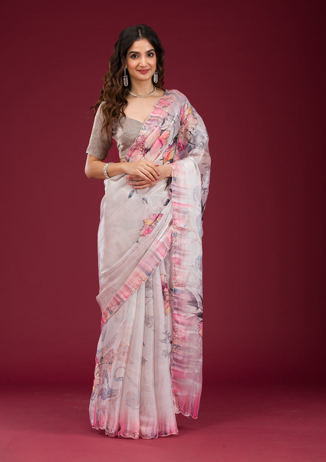 Koskii Organza Silver Saree – Cutdana Embroidered Elegance