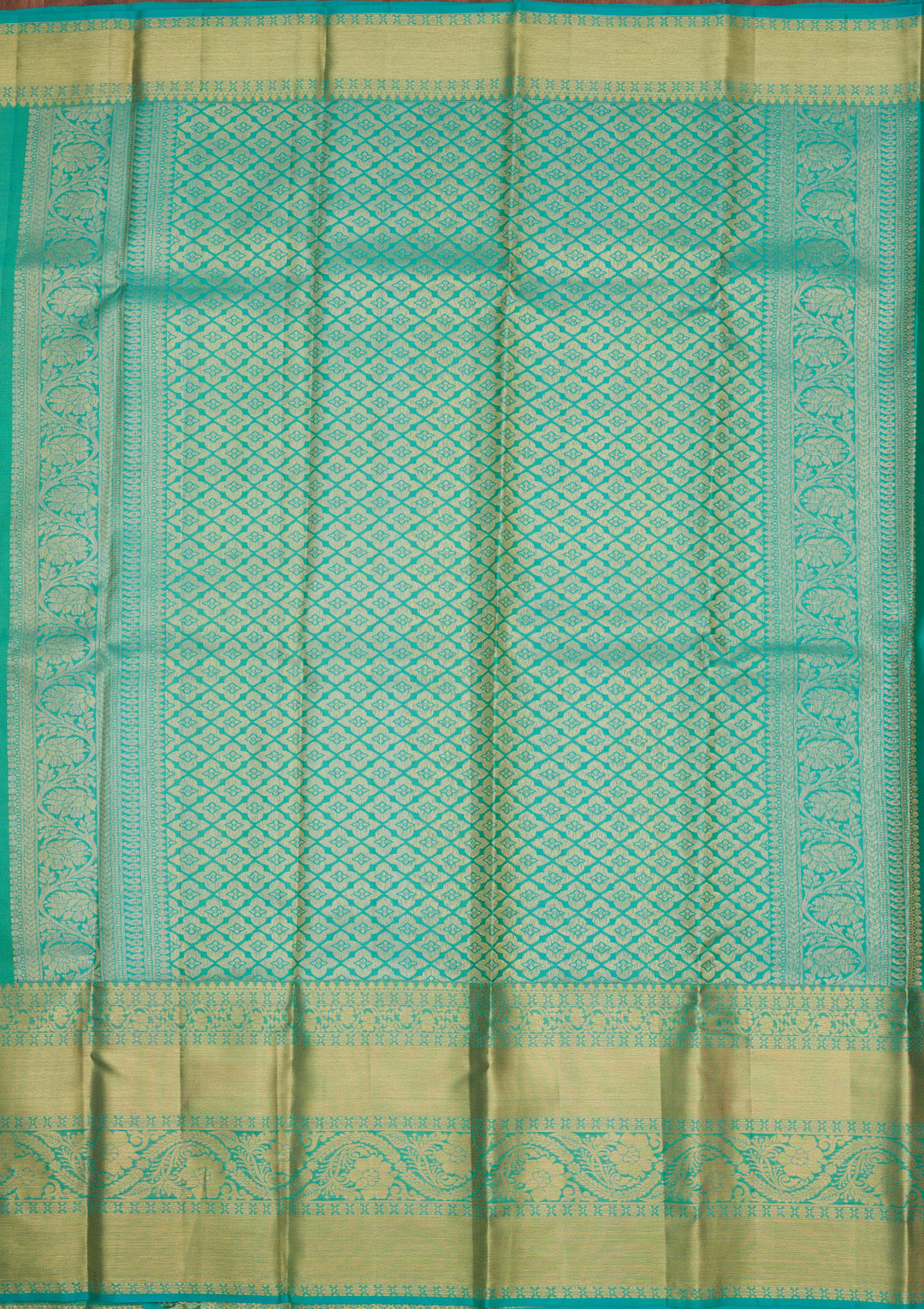 Cream Silk Jaal Gold Zariwork Saree With Matching Blouse Piece