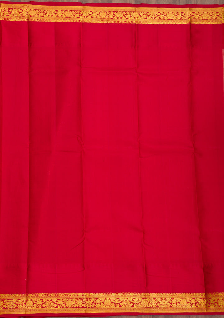 Off White Silk Buti Saree With Matching Blouse Piece
