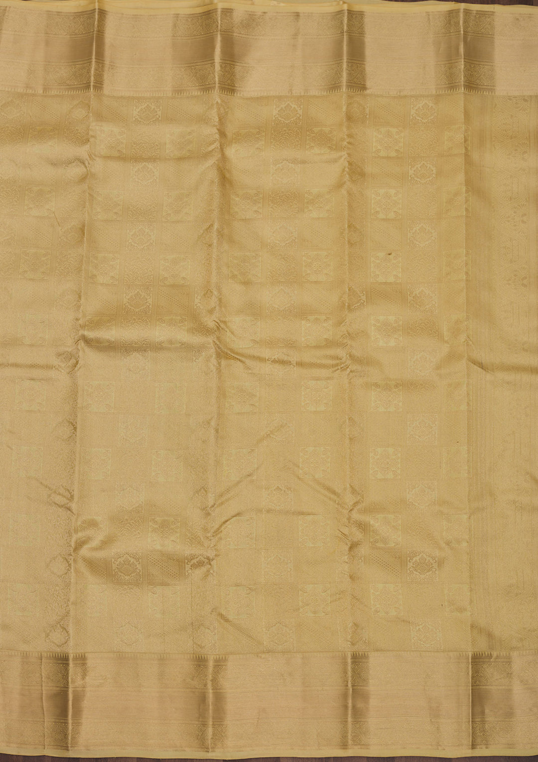 Gold Silk Jaal Gold Zariwork Saree With Matching Blouse Piece