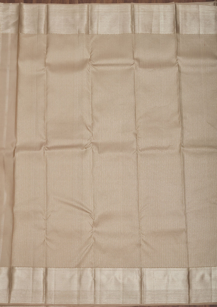 Gold Silk Jaal Silver Zariwork Saree With Matching Blouse Piece