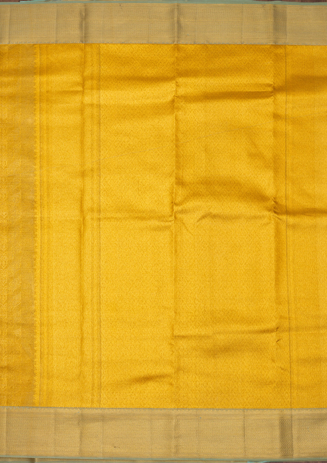 Gold Silk Jaal Gold Zariwork Saree With Matching Blouse Piece