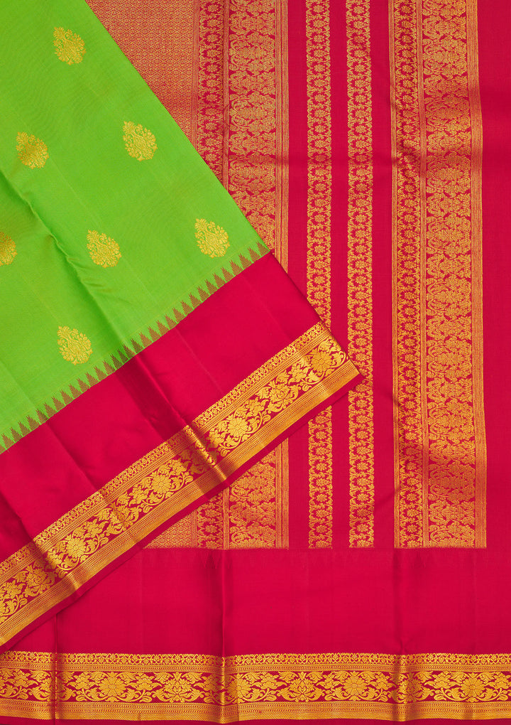 Green Silk Buti Saree With Matching Blouse Piece