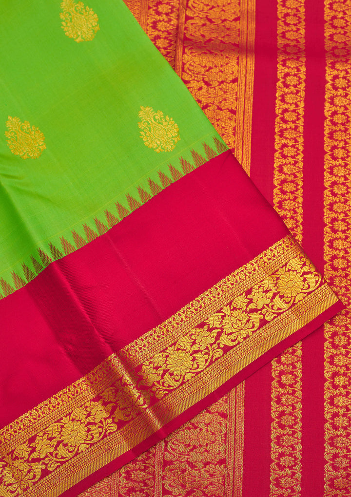 Green Silk Buti Saree With Matching Blouse Piece