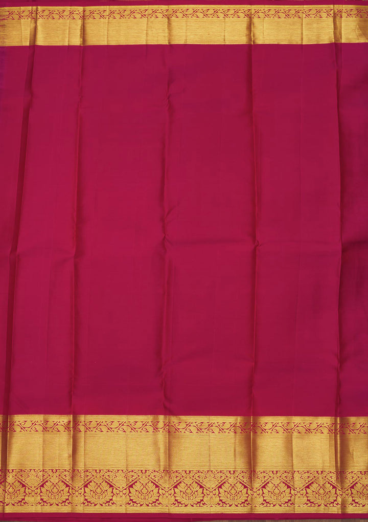 Green Silk Jaal Gold Zariwork Saree With Matching Blouse Piece