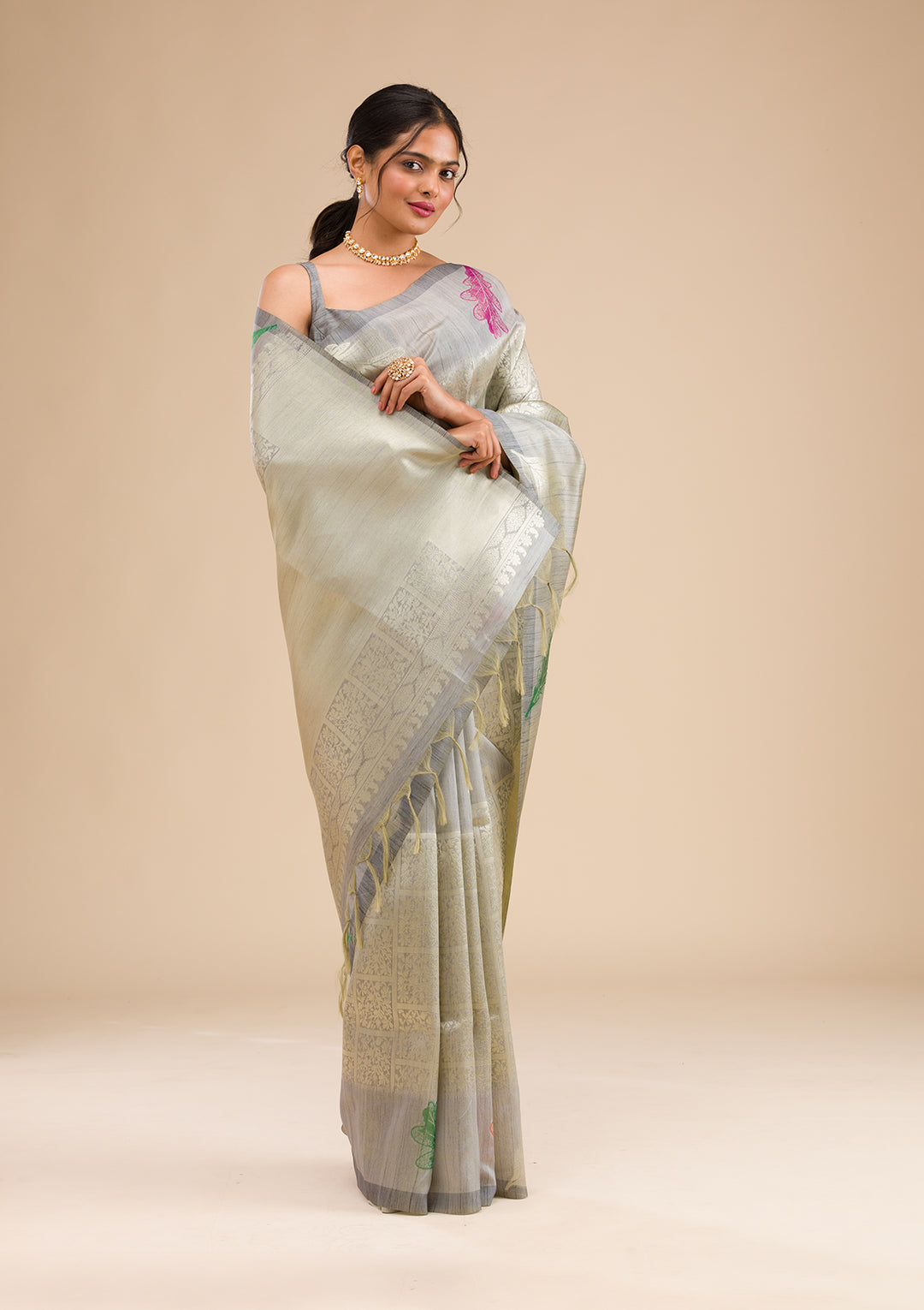 Silver Silk Jaal Gold Zariwork Saree With Matching Blouse Piece