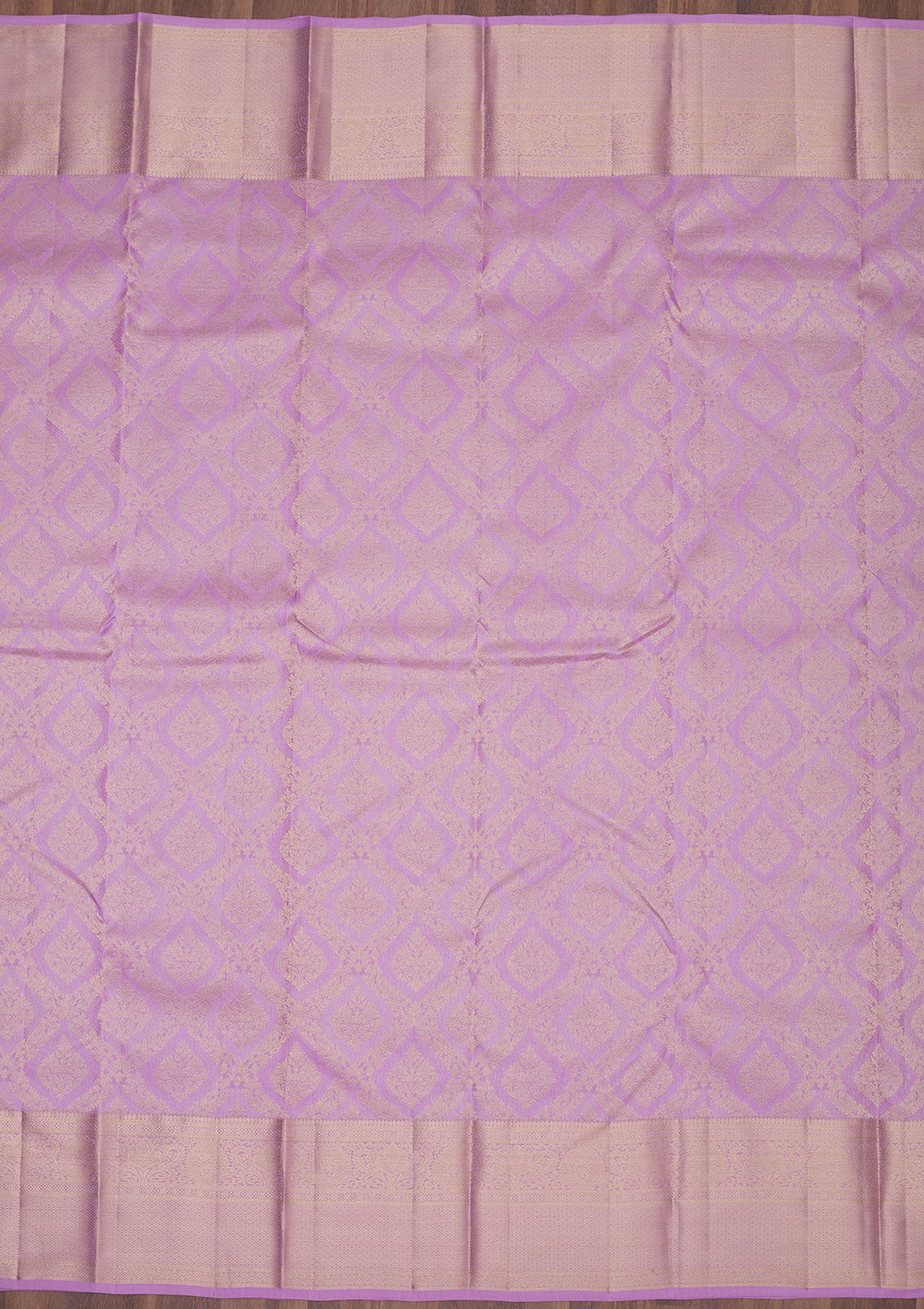 Lavender Pure Silk Jaal Gold Zariwork Saree With Matching Blouse Piece