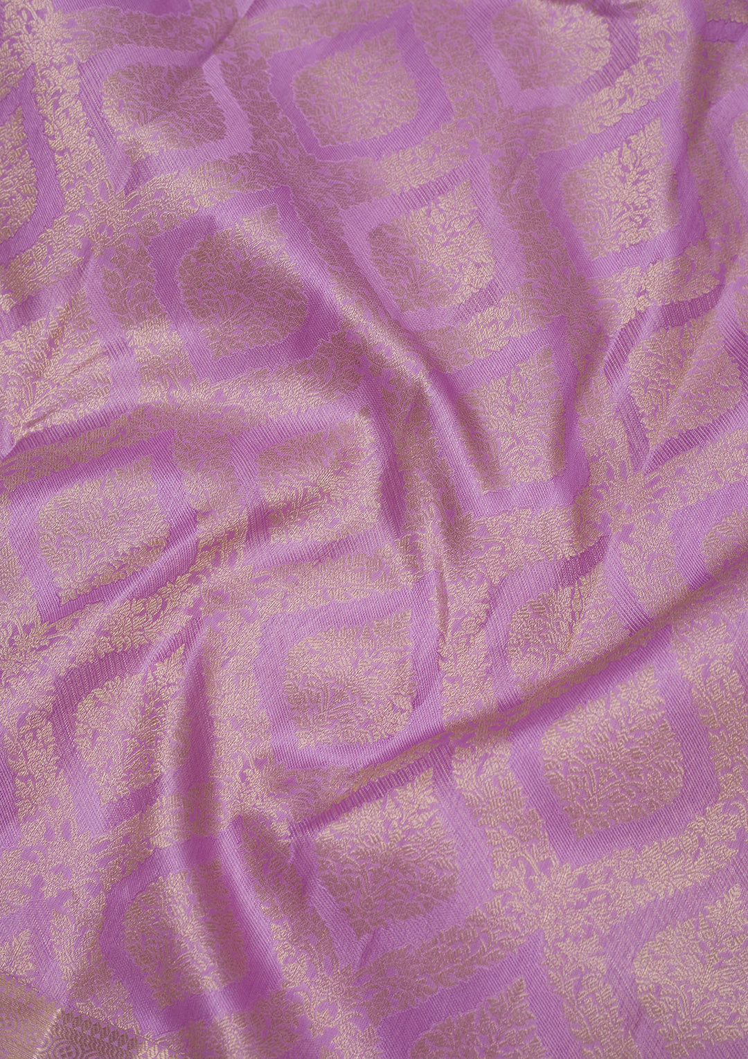 Lavender Pure Silk Jaal Gold Zariwork Saree With Matching Blouse Piece