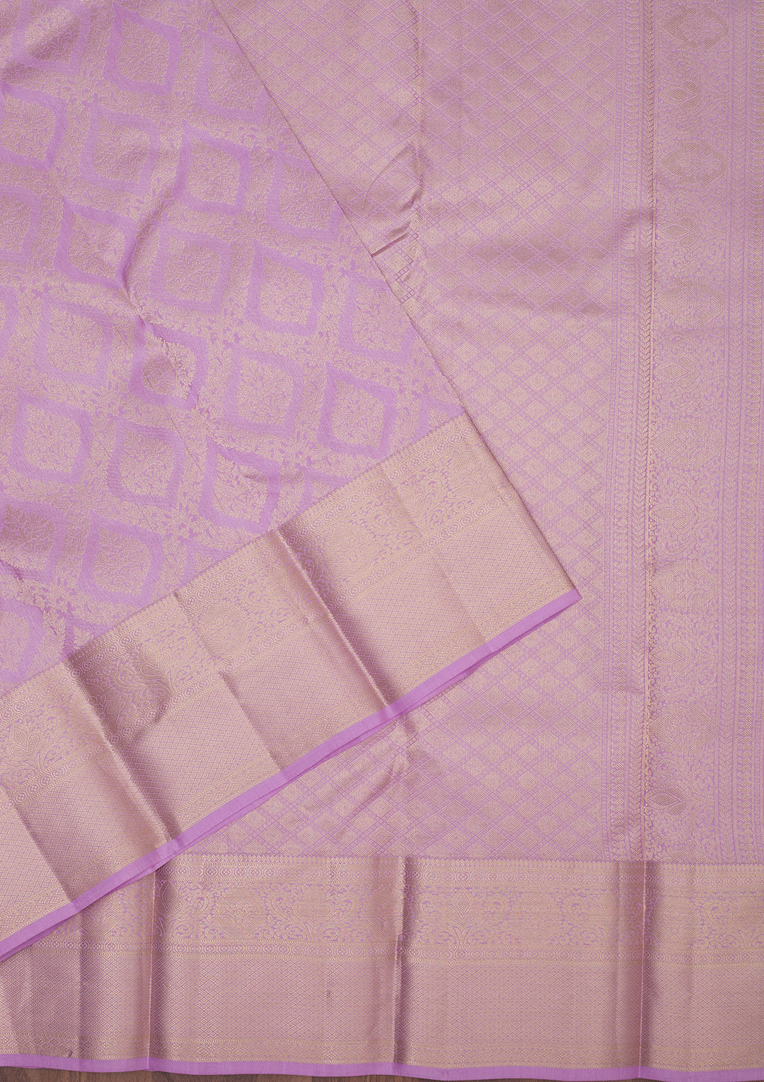 Lavender Pure Silk Jaal Gold Zariwork Saree With Matching Blouse Piece