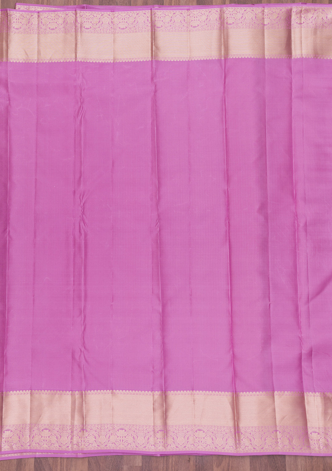 Lavender Silk Jaal Gold Zariwork Saree With Matching Blouse Piece